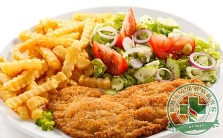 牛皮癣患者要注意饮食的合理搭配